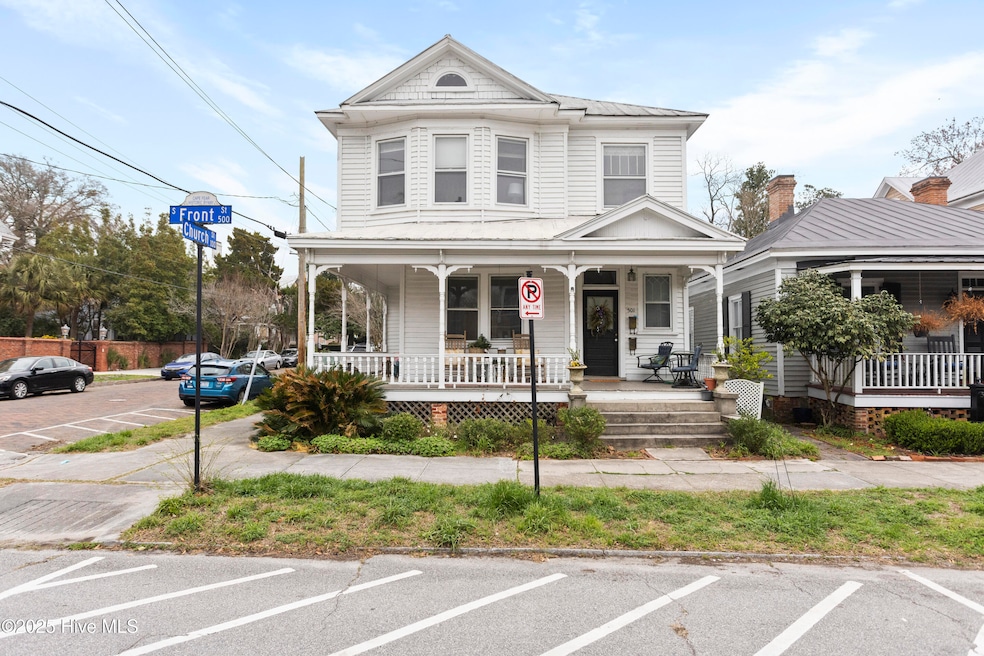 For Sale $565,000 • Co-Listing Agent