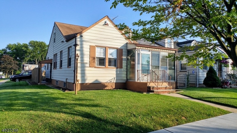 1001 W Henry St, Linden, NJ 07036 - photo 1