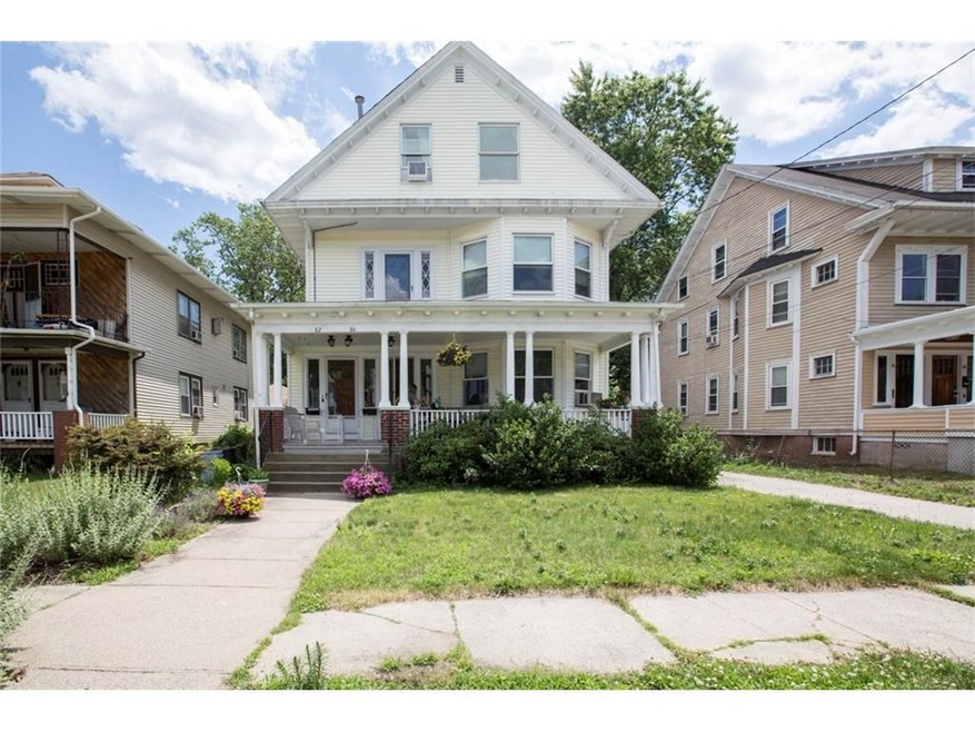 82 Wheeler Ave unit 3, Cranston, RI 02905 - photo 1