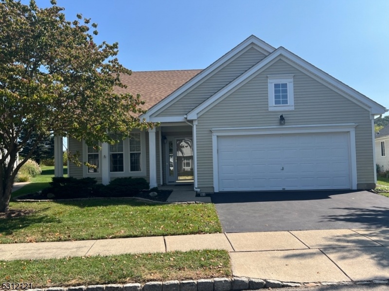 20 Buckingham Cir unit 20, Belvidere, NJ 07823 - photo 1