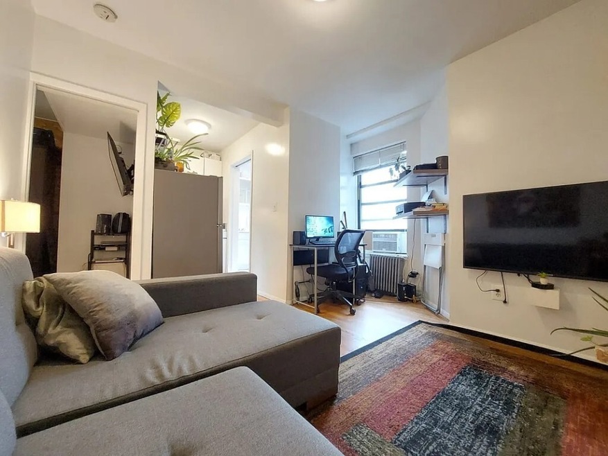 50 Macdougal St unit 14, New York, NY 10012 - photo 1