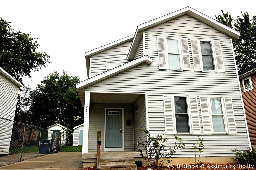 Front Exterior NEW