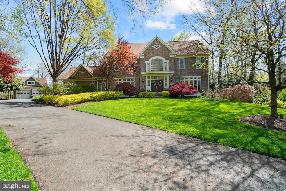 11264 Bright Pond Ln, Reston, VA 20194 - photo 1