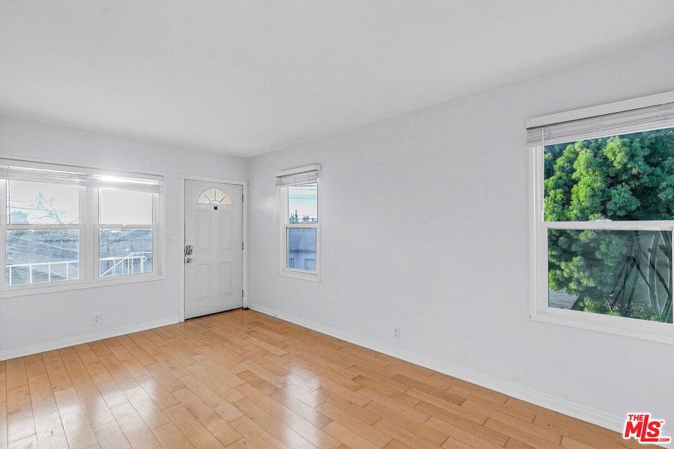 1352 Ocean Park Blvd unit F, Santa Monica, CA 90405 - photo 1