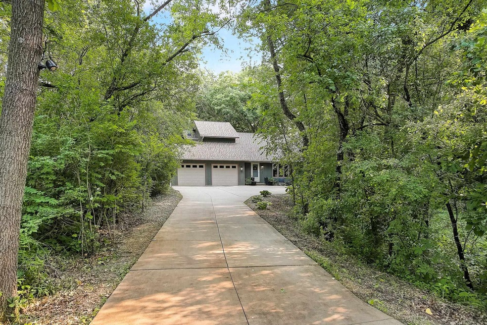 4763 Country Meadows Rd, Brooklyn, WI 53521 - photo 1