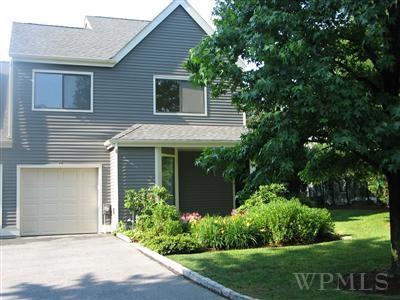 18 Westwood Cir unit 18, Irvington, NY 10533 - photo 1