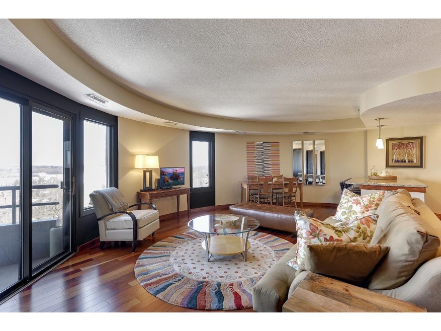 You will enjoy panoramic views of Cedar Lake and n