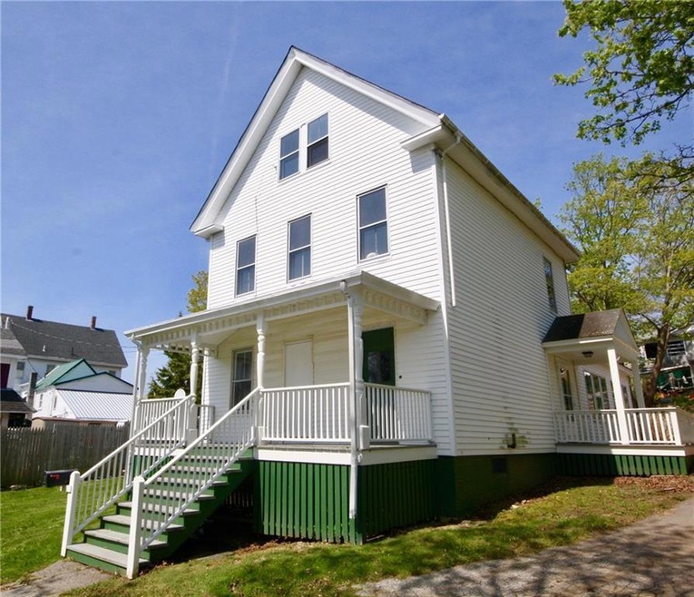 29 Oak St, Boothbay Harbor, ME 04538 - photo 1