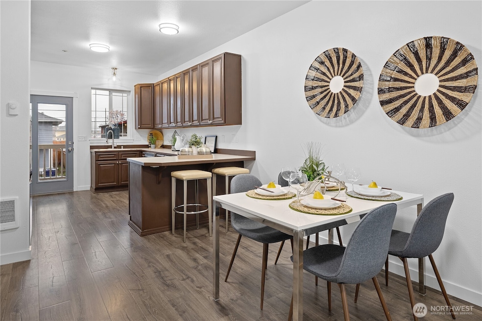 5621 S Lawrence St unit C, Tacoma, WA 98409 - photo 1