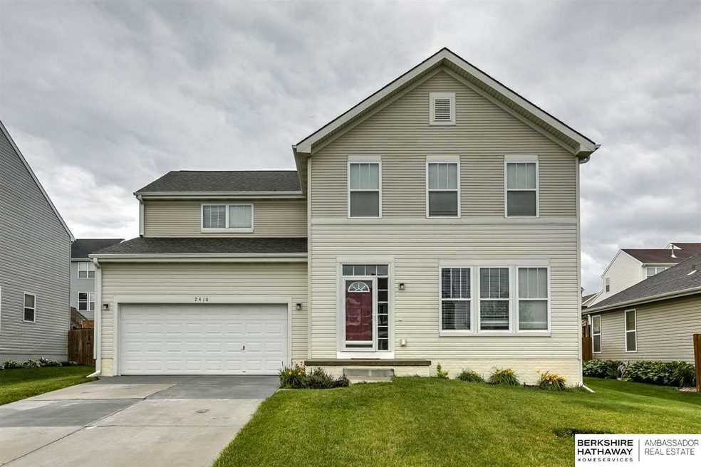 2410 S River Rock Dr, Papillion, NE 68046 - photo 1