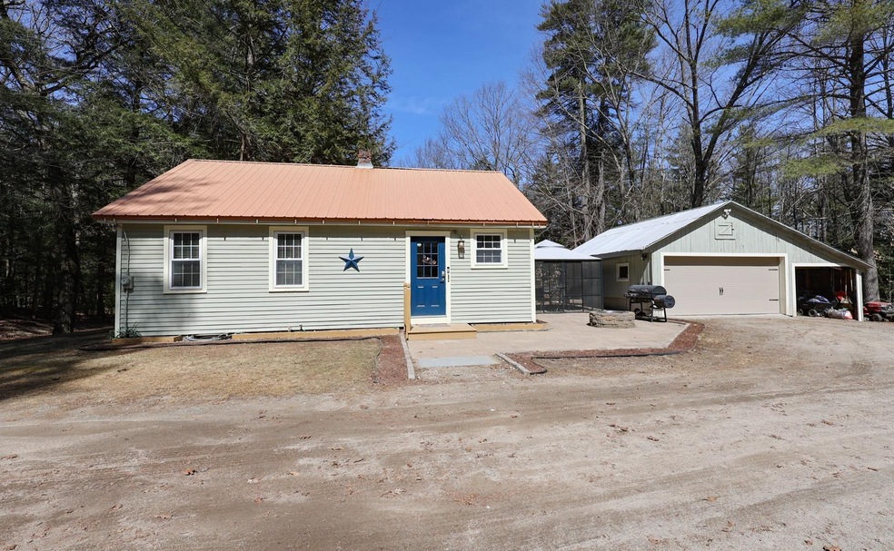 33 Temple Rd, Henniker, NH 03242 - photo 1