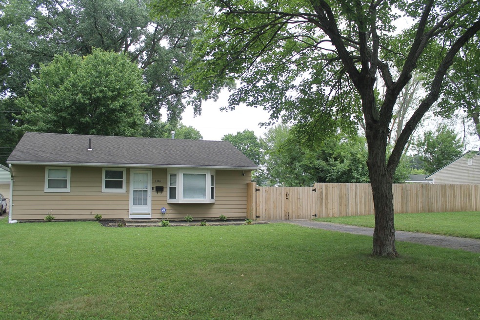 1146 S Hampton