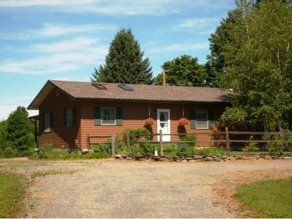 2935 Oakland Station Rd, Saint Albans, VT 05478 - photo 1
