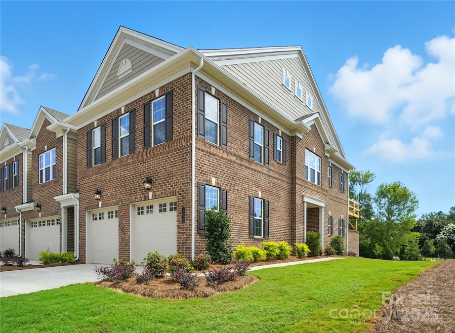 12123 Lavinia Ln, Charlotte, NC 28277 - photo 1