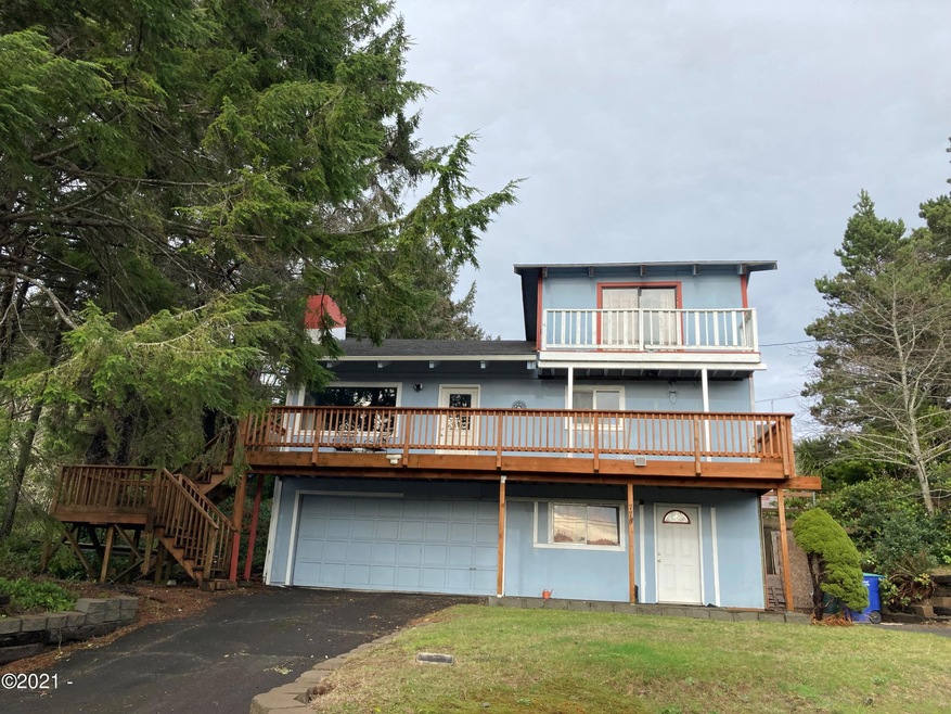 775 SW 28th St, Lincoln City, OR 97367 - photo 1