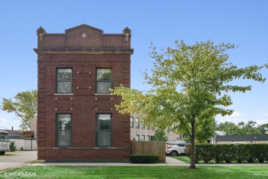 Exterior Front