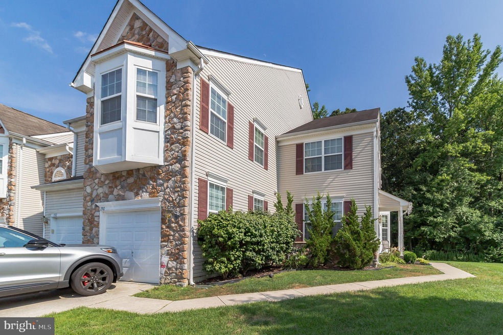 190 Chancellor Dr, Woodbury, NJ 08096 - photo 1