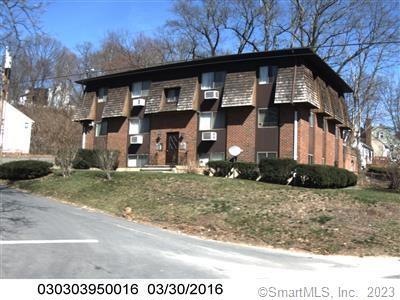 4 Oldham Ave unit 3, Waterbury, CT 06705 - photo 1