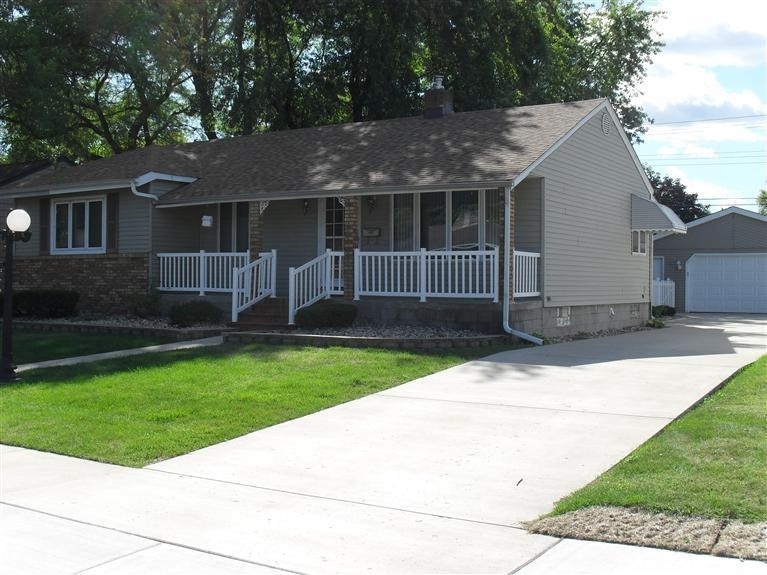 3236 Condit St, Highland, IN 46322 - photo 1