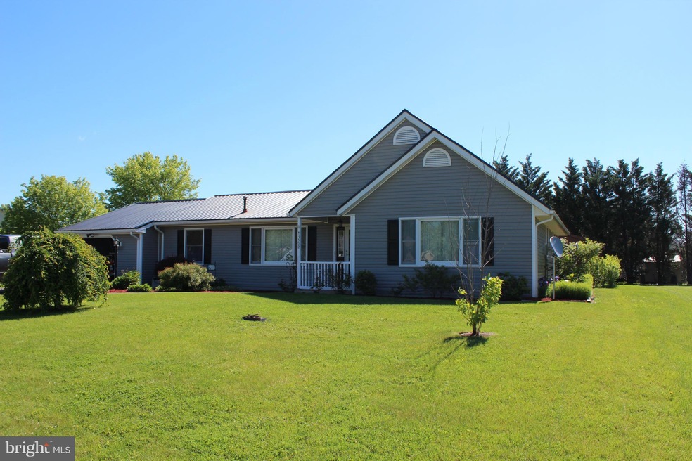 3592 Brook St, Greencastle, PA 17225 - photo 1