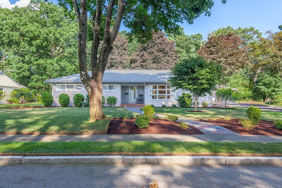 161 Country Club Ln, Brockton, MA 02301 - photo 1