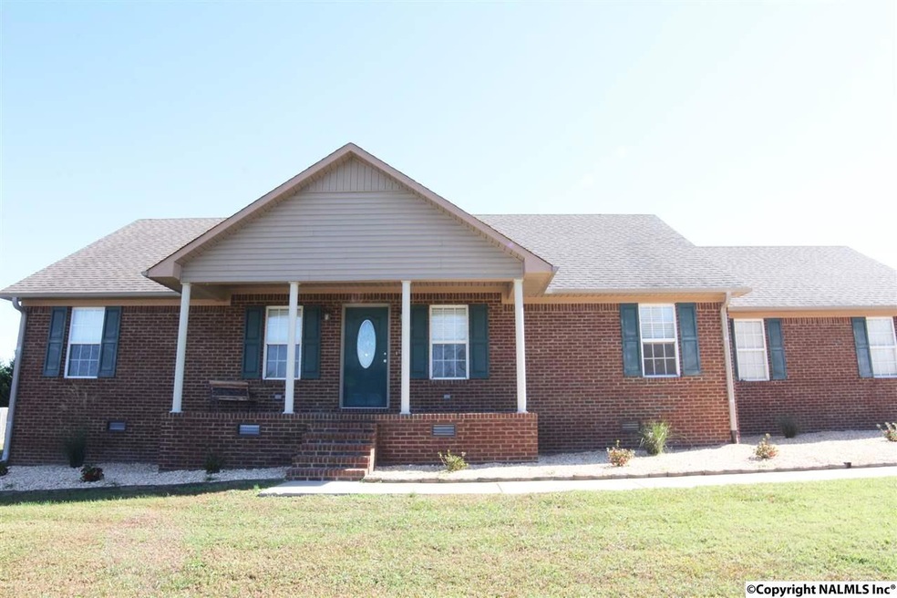 27677 Gretta Cir, Ardmore, AL 35739 - photo 1