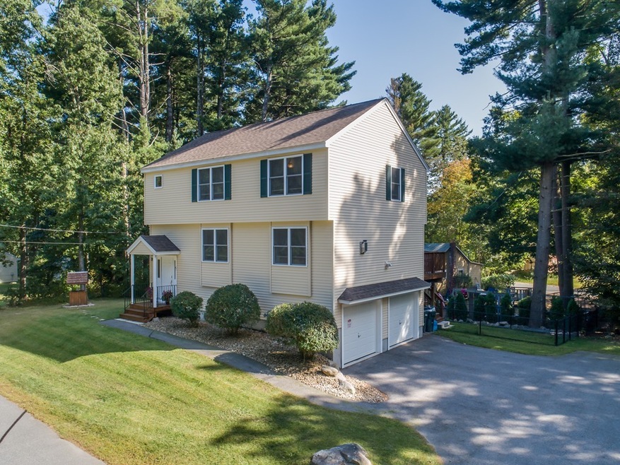 47 Mildred St, Dracut, MA 01826 - photo 1