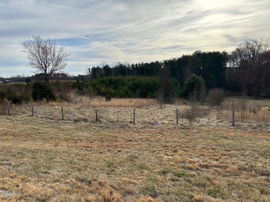 4149 New Walkertown Rd, Winston Salem, NC 27105 - photo 1