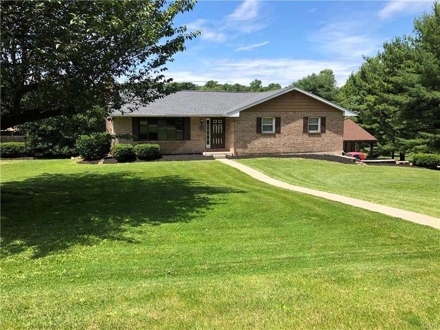 6736 Old Grange Rd, Slatington, PA 18080 - photo 1