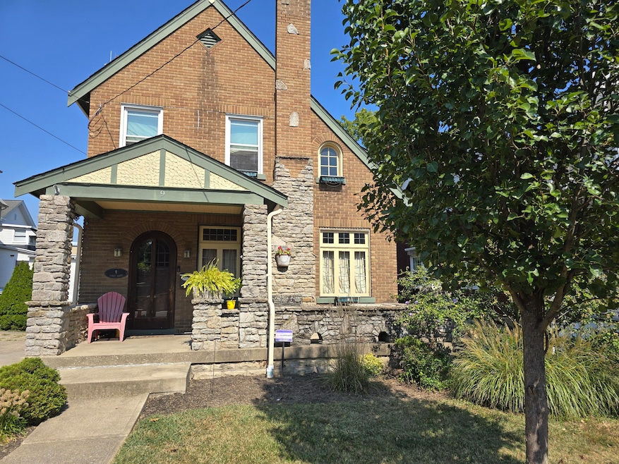 For Sale $347,500 • Co-Listing Agent