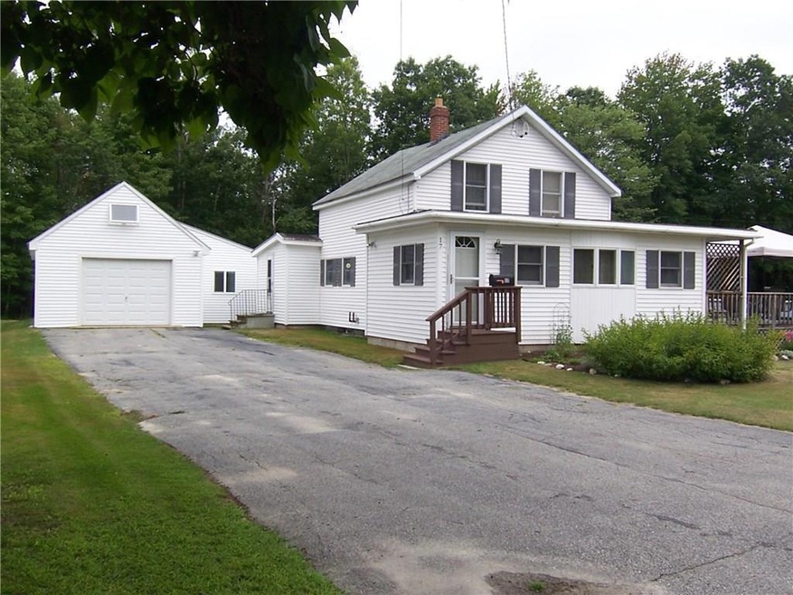 17 1st Ave, Mechanic Falls, ME 04256 - photo 1