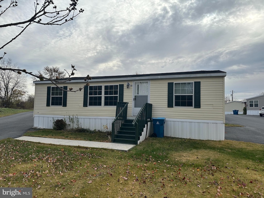52 Lori Cir, Mechanicsburg, PA 17050 - photo 1