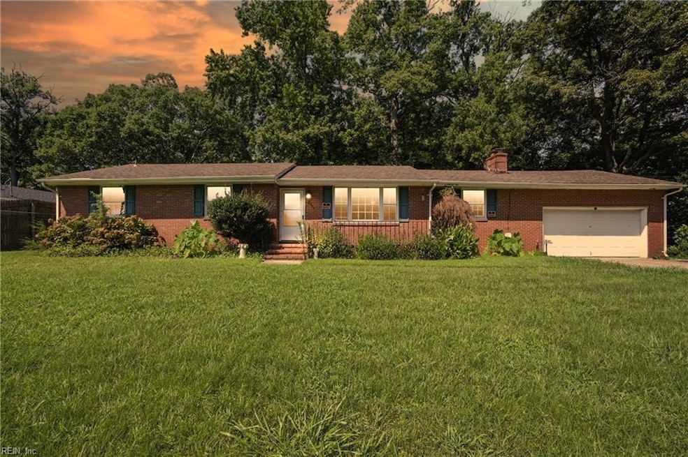 2009 Meredith Rd, Virginia Beach, VA 23455 - photo 1