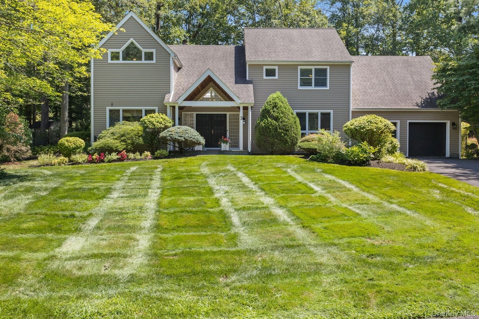 Pending $950,000 • Co-Listing Agent