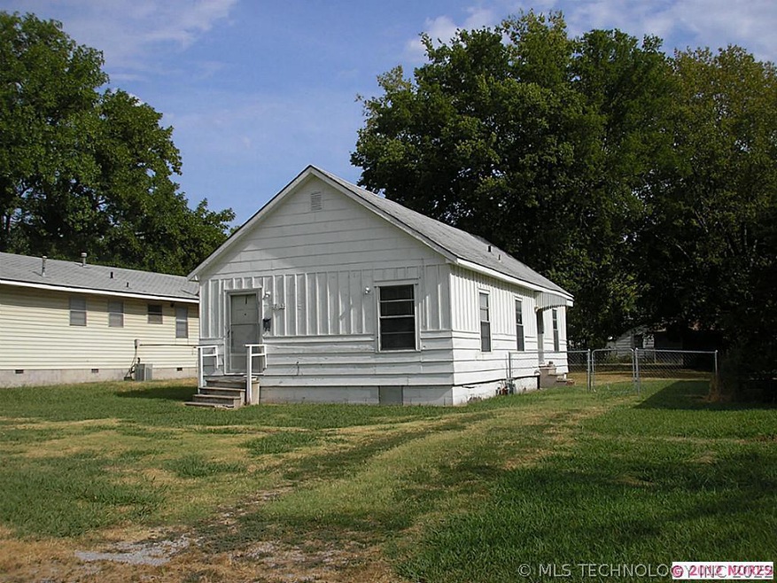 Cute home on large lot