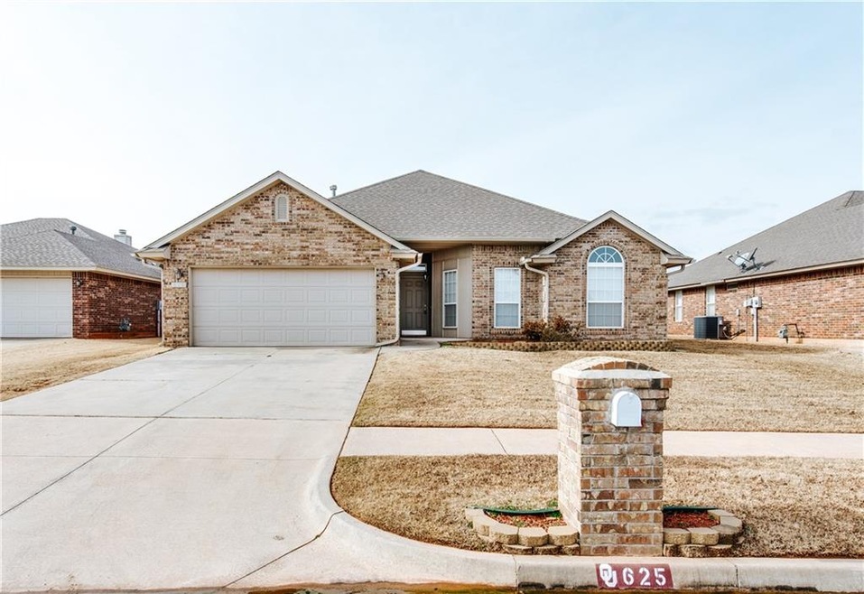 625 Loyd Ln, Moore, OK 73160 - photo 1