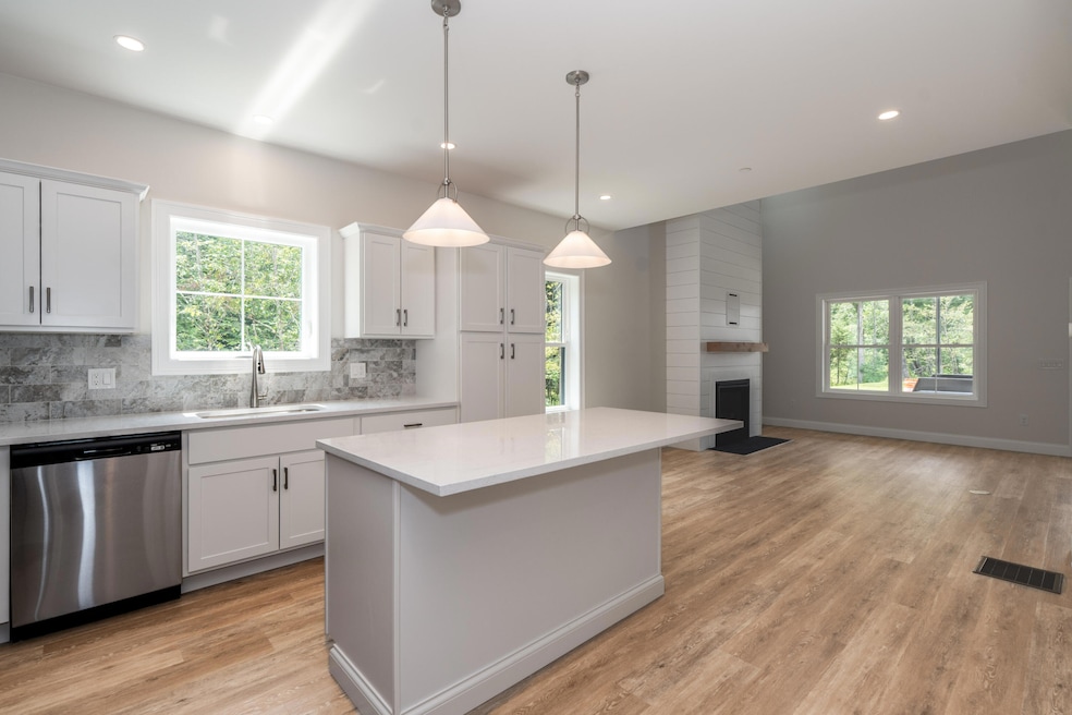 7 Daybreak Ln unit 3, Windham, ME 04062 - photo 1