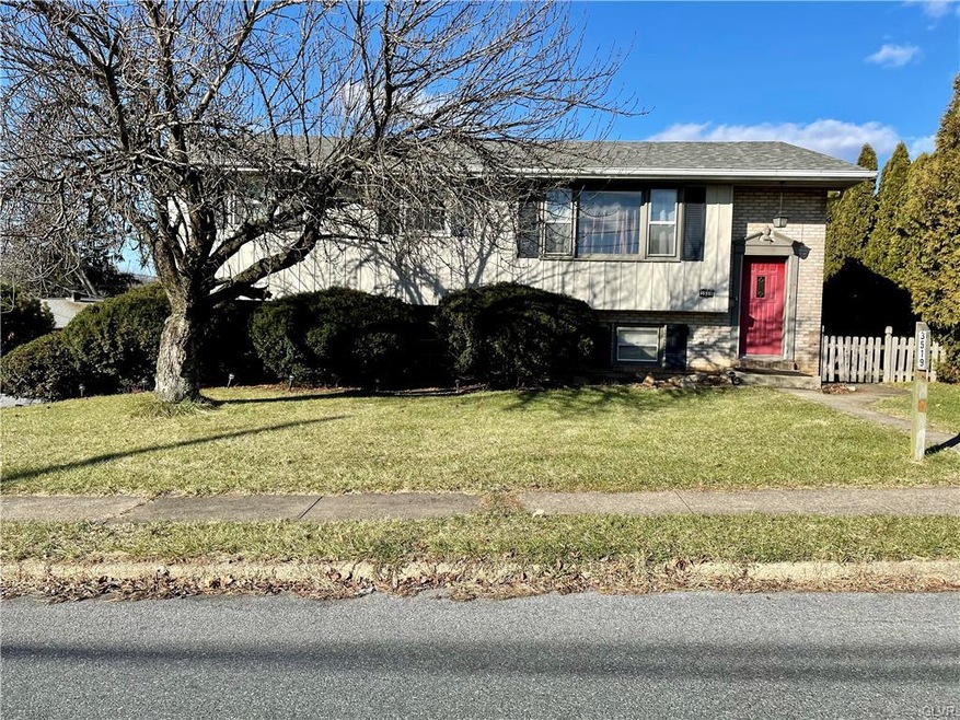 3519 Chestnut St, Whitehall, PA 18052 - photo 1