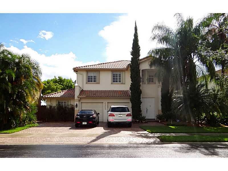 6902 NW 112th Ave, Doral, FL 33178 - photo 1