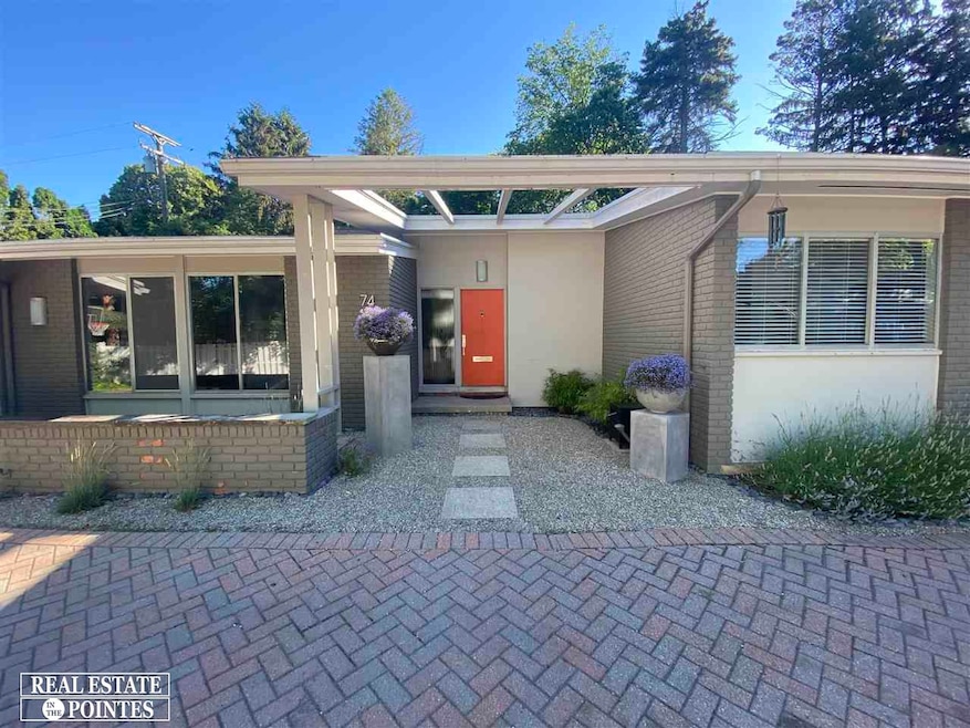 74 Moran Rd, Grosse Pointe Farms, MI 48236 - photo 1