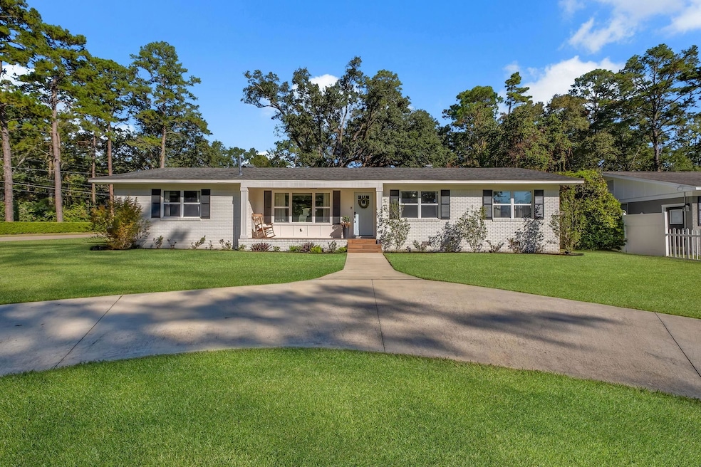 Under Contract $399,900