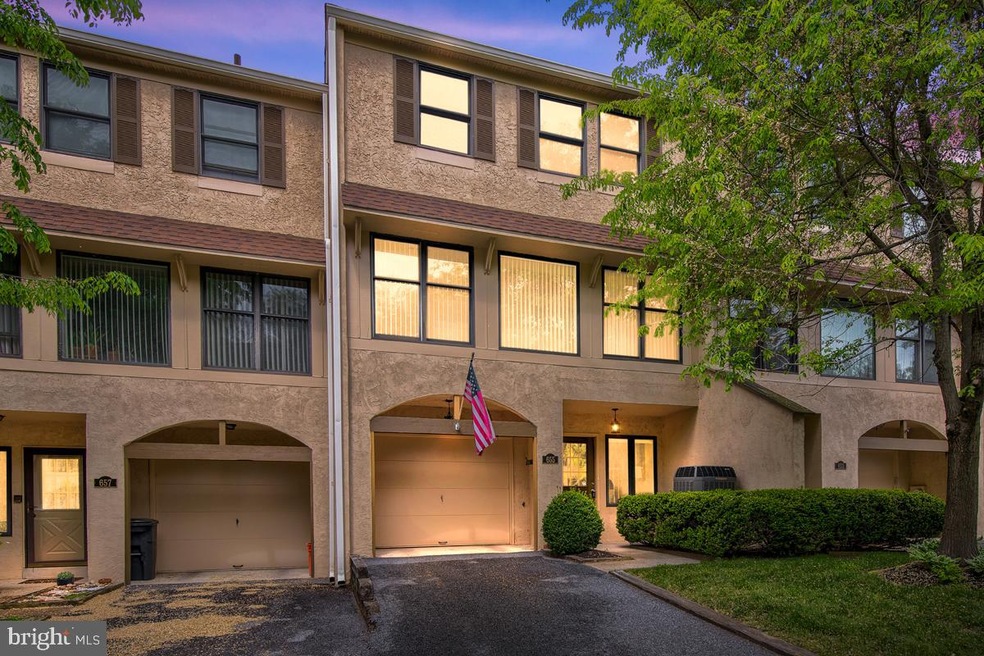 655 Niblick Ln unit 17, Wallingford, PA 19086 - photo 1