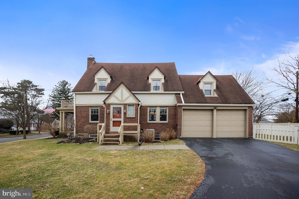 22 Fairlamb Ave, Havertown, PA 19083 - photo 1