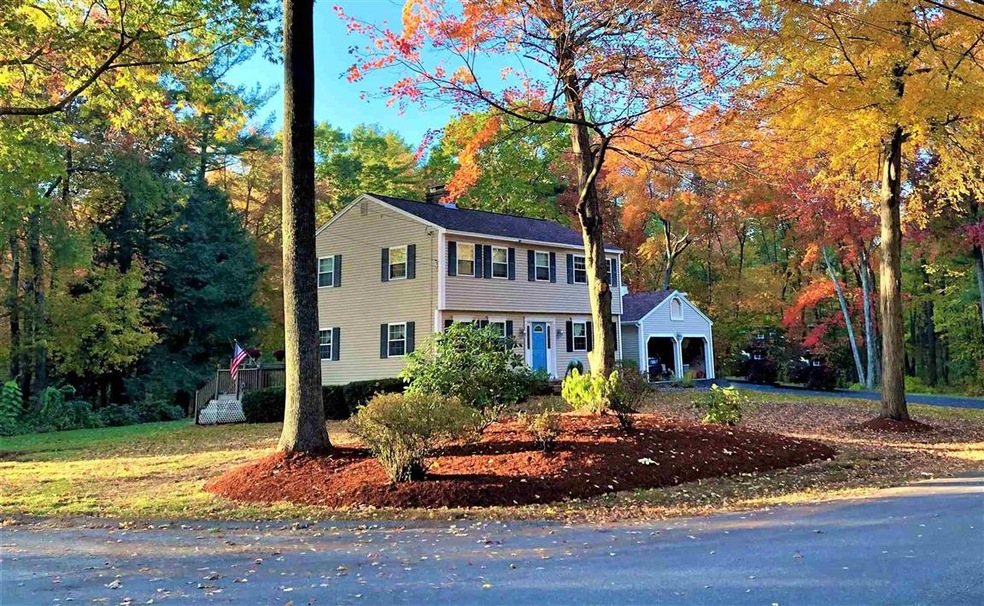 11 Holton Cir, Londonderry, NH 03053 - photo 1