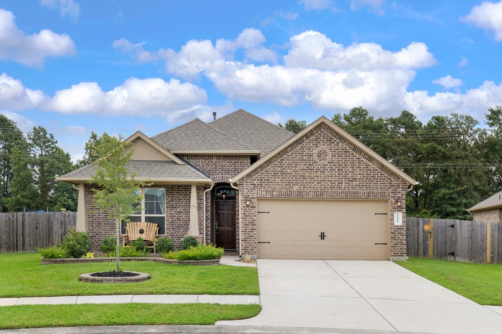 Welcome to 14062 Wolftrap Lane! This 4 Bed, 3 Bath