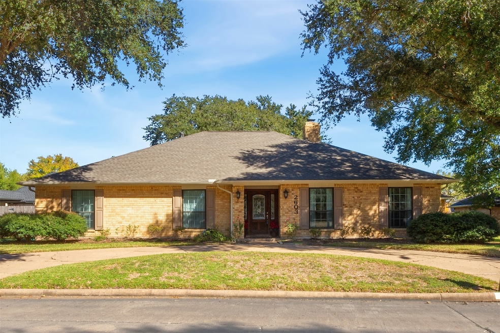 2603 Live Oak Dr, Rosenberg, TX 77471 - photo 1