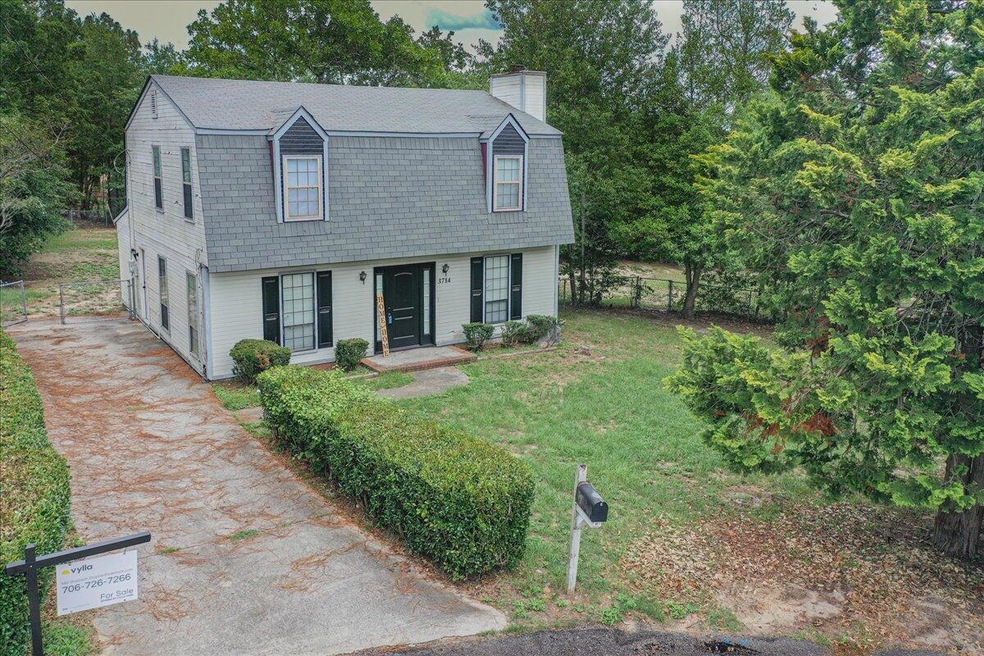01-3714 Teakwood Court-04