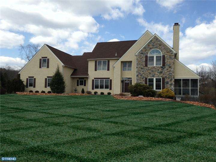 107 Croton Ct, Spring City, PA 19475 - photo 1