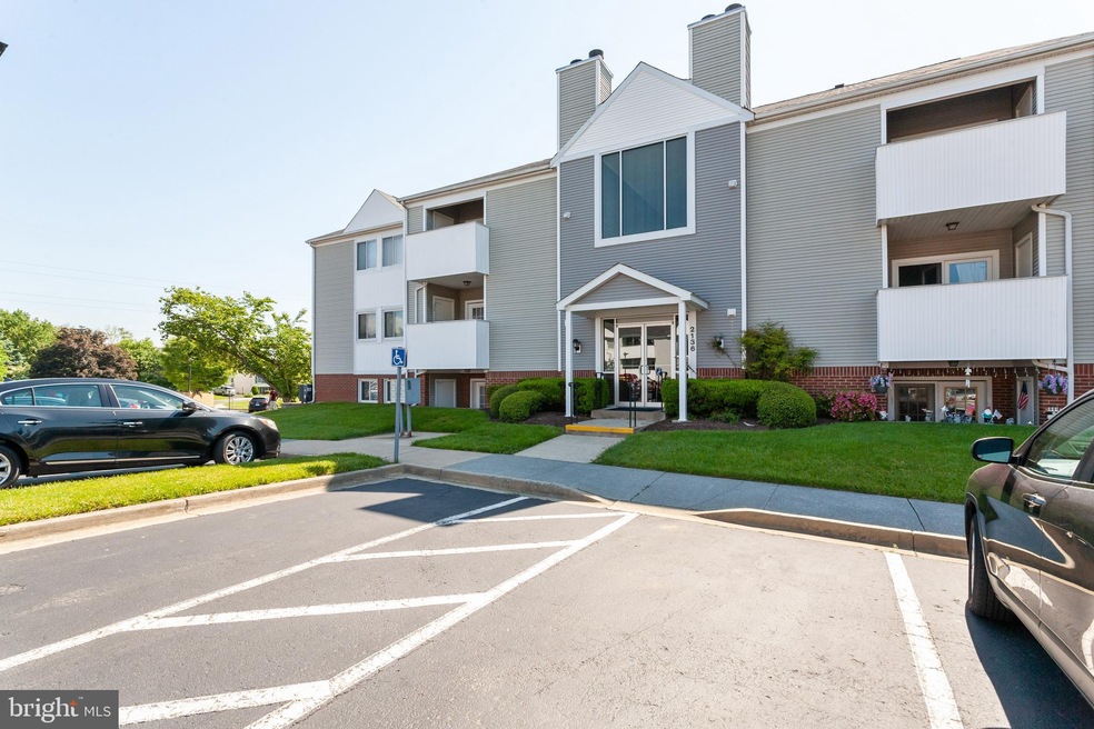 2136 Wainwright Ct unit 1D, Frederick, MD 21702 - photo 1