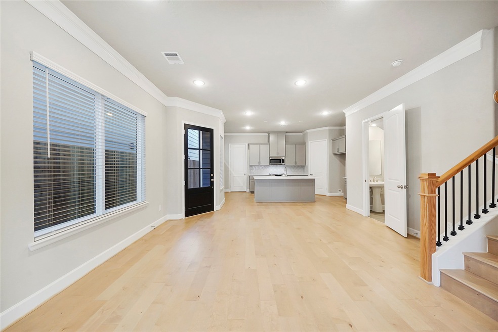 954 Judiway St unit A, Houston, TX 77018 - photo 1